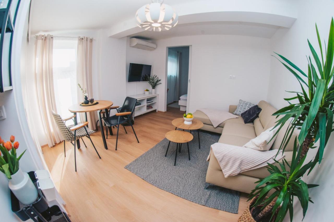 Na Apartments Марібор Екстер'єр фото